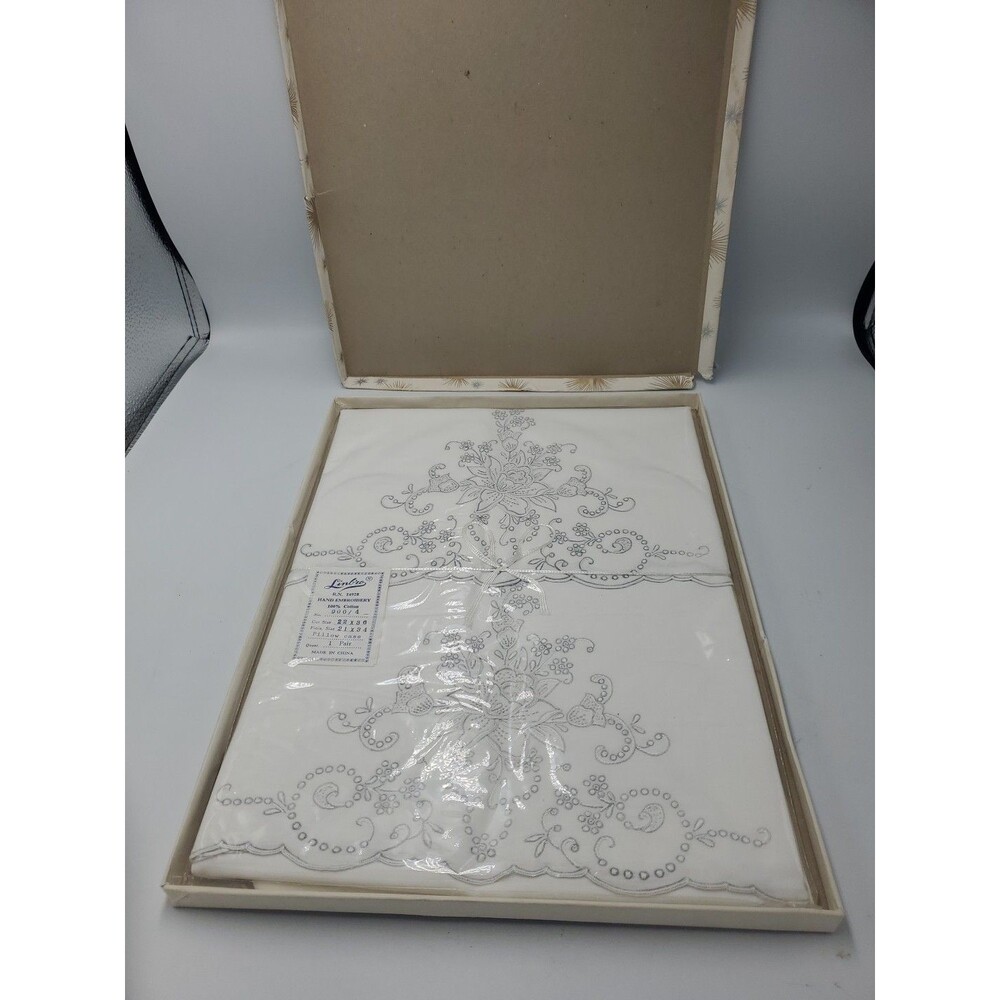 Vintage Hand Embroidery Linen Pillow Case set New In Original Box